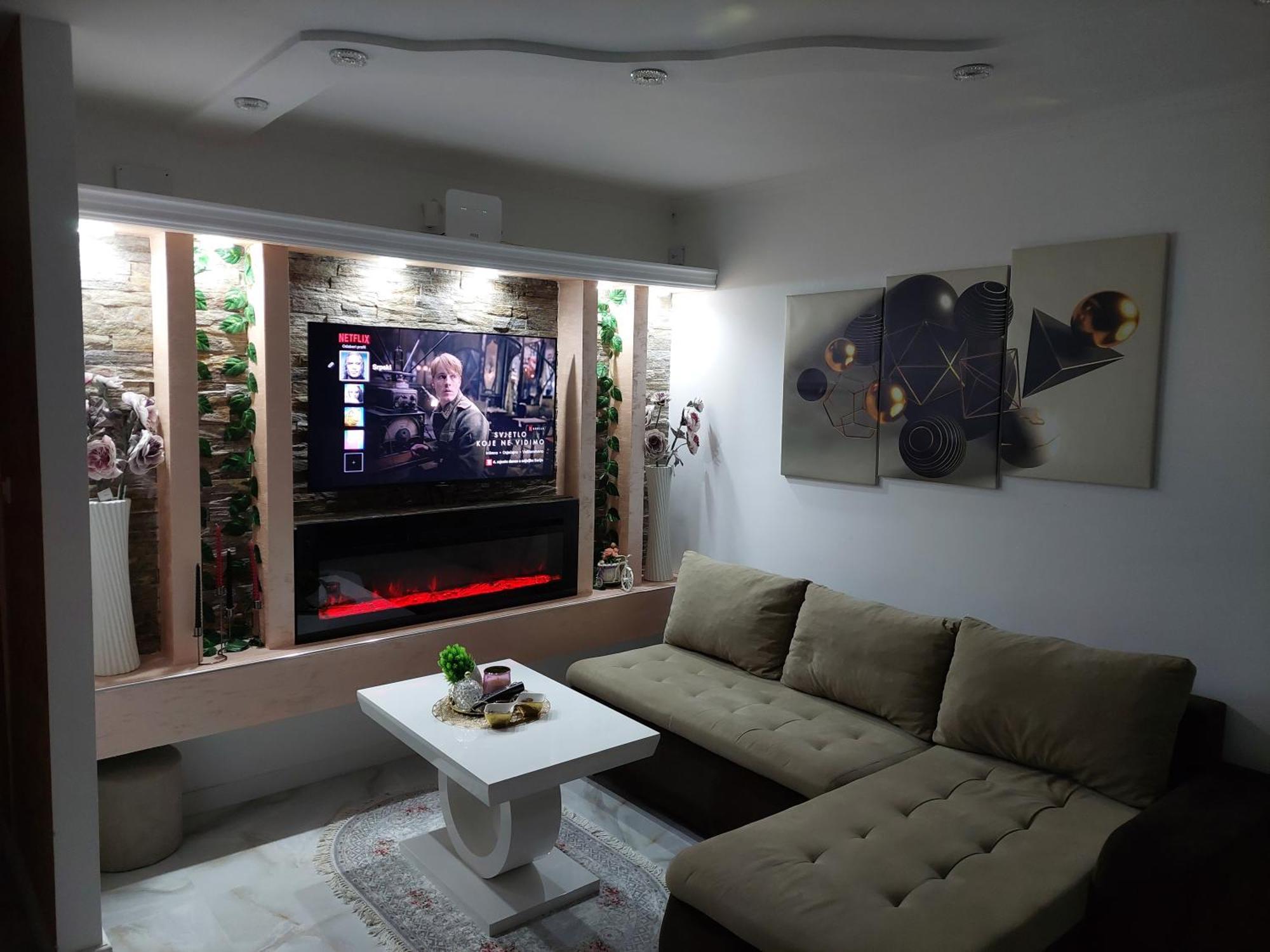 Apartman Star Lux Kula Exteriör bild