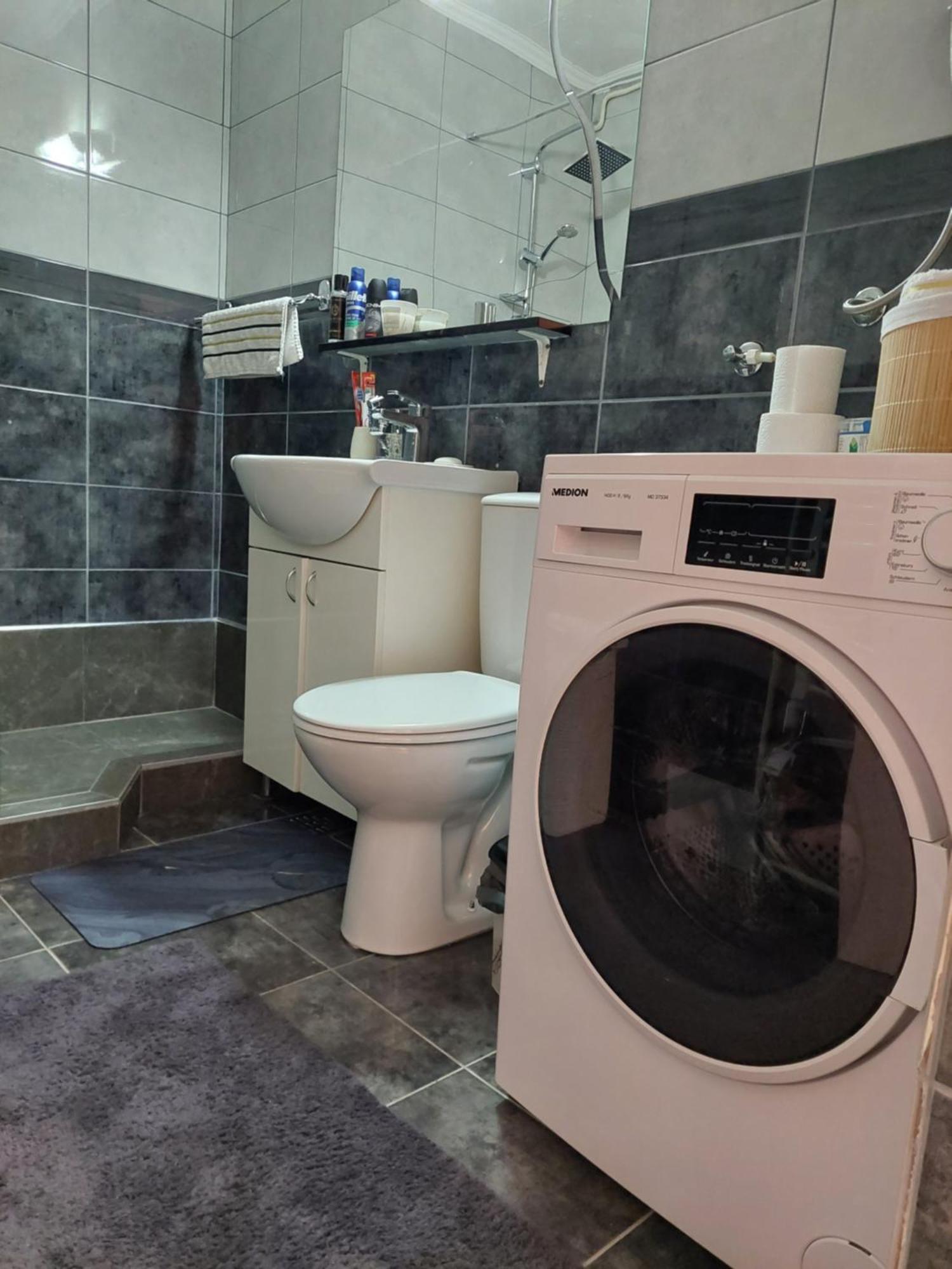 Apartman Star Lux Kula Exteriör bild