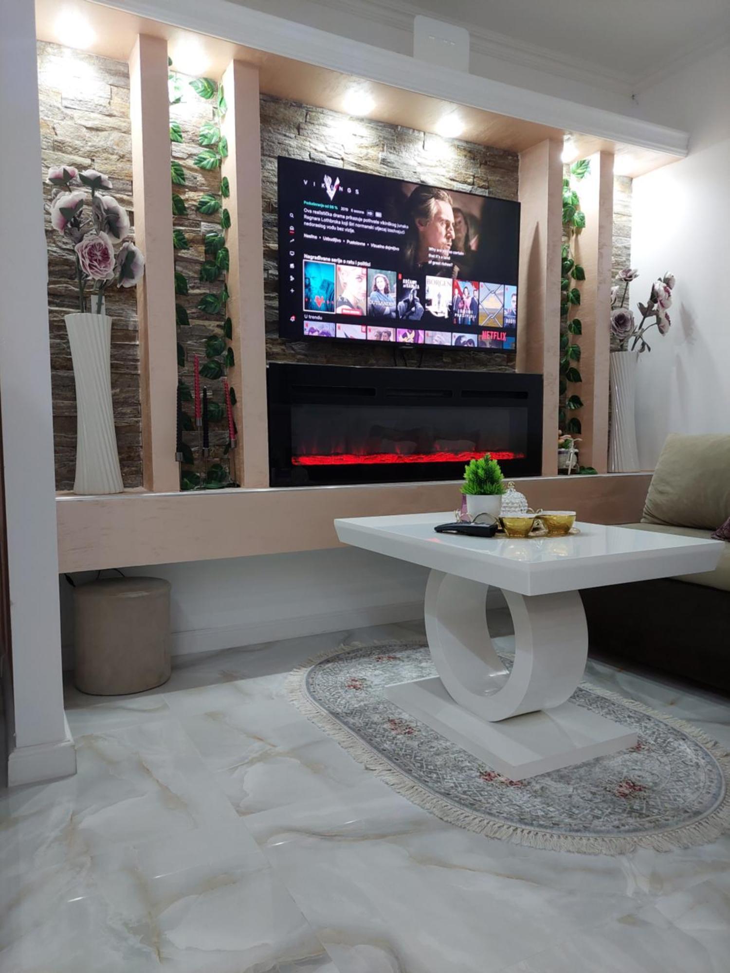 Apartman Star Lux Kula Exteriör bild